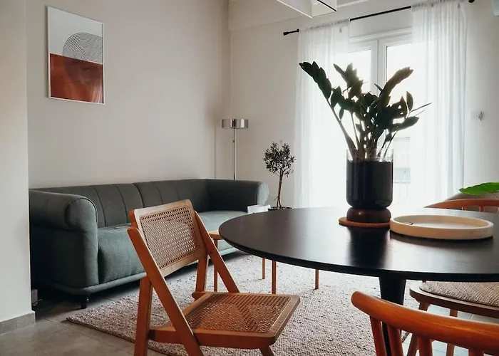 Charming Apartment In Keramikos