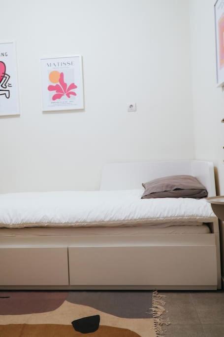Charming In Keramikos Apartment Athens