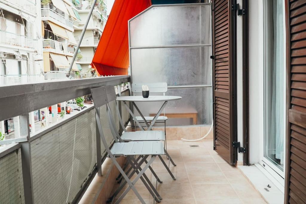 Charming In Keramikos Apartment Athens